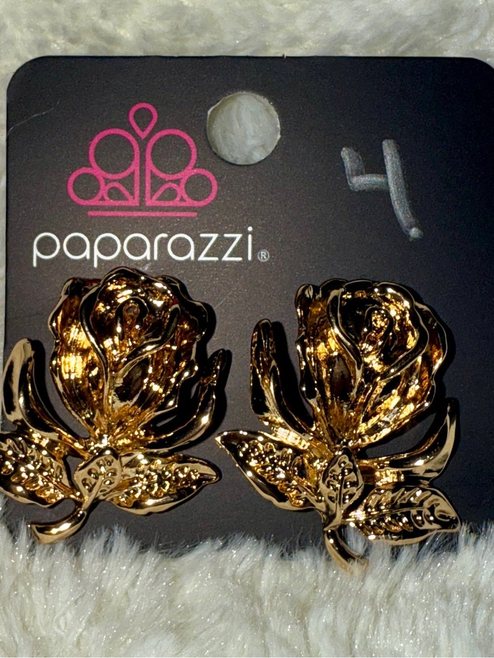 Paparazzi Shiny Gold Rosebud Stud Earrings